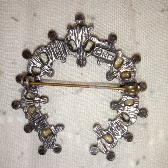 Old Pin - Picture 3 of 3